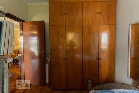 Casa para alugar com 337m², 5 quartos e 3 vagasQuarto 1