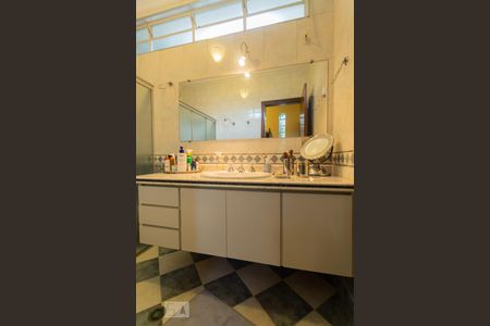 Casa para alugar com 337m², 5 quartos e 3 vagasBanheiro do Quarto 3