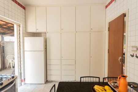 Casa para alugar com 337m², 5 quartos e 3 vagasCozinha