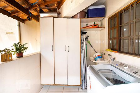 Casa de condomínio à venda com 201m², 3 quartos e 2 vagas Casa de condomínio à venda com 201m², 3 quartos e 2 vagasÁrea de Serviço