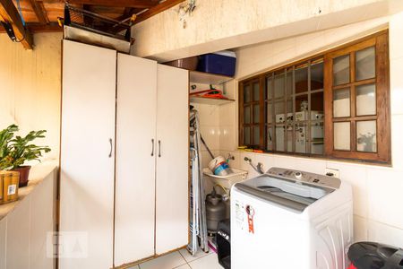 Casa de condomínio à venda com 201m², 3 quartos e 2 vagas Casa de condomínio à venda com 201m², 3 quartos e 2 vagasÁrea de Serviço