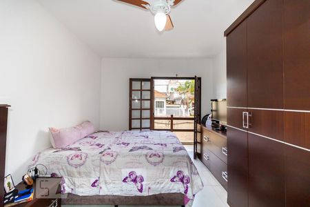 Casa de condomínio à venda com 201m², 3 quartos e 2 vagas Casa de condomínio à venda com 201m², 3 quartos e 2 vagasSuíte 1