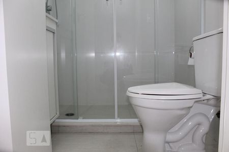 Banheiro de apartamento para alugar com 2 quartos, 49m² em Bethaville I, Barueri