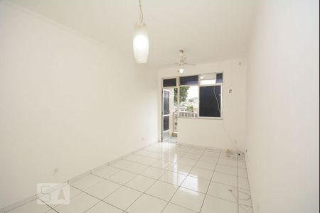 Sala de apartamento à venda com 2 quartos, 70m² em Taquara, Rio de Janeiro