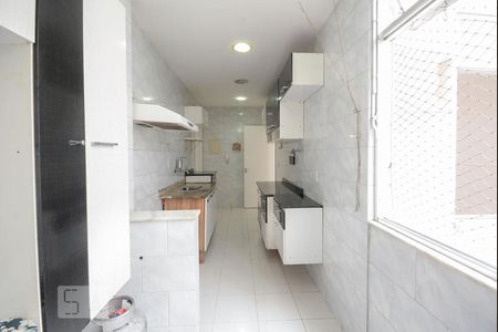 Apartamento à venda com 70m², 2 quartos e 1 vagaCozinha e Área de Serviço