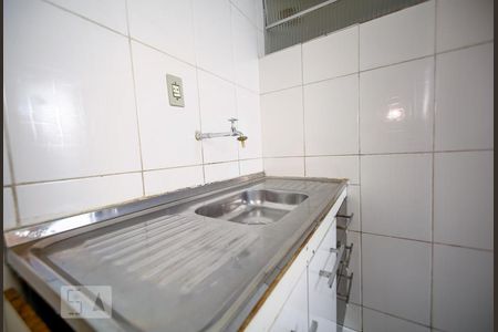 Apartamento para alugar com 60m², 2 quartos e sem vagaCozinha