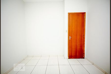 Quarto 1 de apartamento para alugar com 2 quartos, 60m² em Santa Cruz, Belo Horizonte