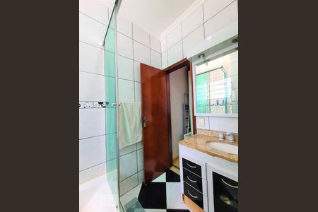 Apartamento para alugar com 112m², 2 quartos e 1 vaga Apartamento para alugar com 112m², 2 quartos e 1 vagaBanheiro da Suíte