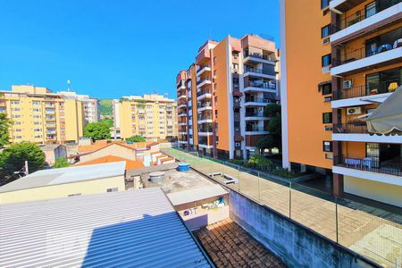 Apartamento para alugar com 112m², 2 quartos e 1 vaga Apartamento para alugar com 112m², 2 quartos e 1 vagaVista