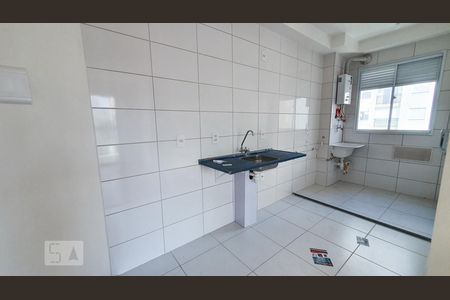 Cozinha de apartamento para alugar com 2 quartos, 42m² em Bom Retiro, São Paulo