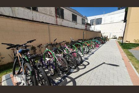 Apartamento para alugar com 40m², 2 quartos e sem vaga Apartamento para alugar com 40m², 2 quartos e sem vagaÁrea comum - Bicicletário