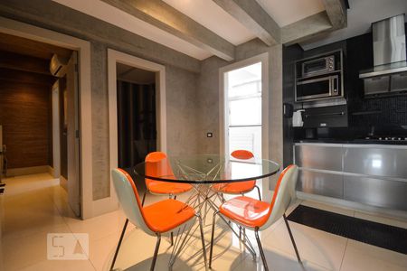 Sala de jantar de apartamento à venda com 2 quartos, 90m² em Pinheiros, São Paulo