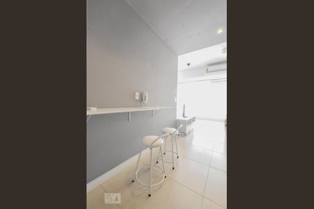 Cozinha de kitnet/studio para alugar com 1 quarto, 37m² em Brooklin, São Paulo