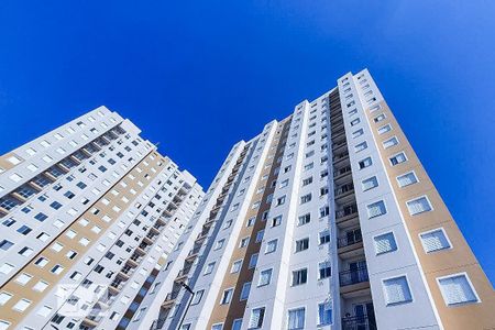 Apartamento para alugar com 42m², 2 quartos e 1 vaga Apartamento para alugar com 42m², 2 quartos e 1 vagaFachada