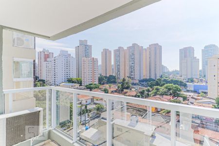 Apartamento à venda com 38m², 1 quarto e 1 vaga Apartamento à venda com 38m², 1 quarto e 1 vagaVaranda