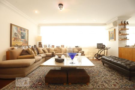 Sala de apartamento à venda com 3 quartos, 240m² em Santa Cecilia, São Paulo