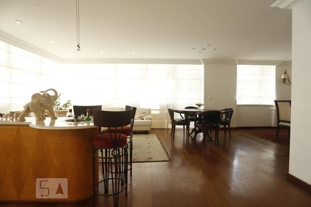 Sala de apartamento à venda com 3 quartos, 240m² em Santa Cecilia, São Paulo