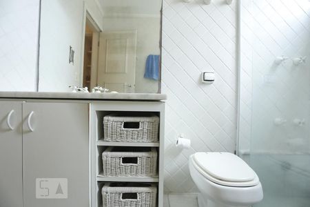 Apartamento à venda com 240m², 3 quartos e 2 vagasBanheiro 2