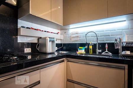 Apartamento à venda com 105m², 3 quartos e 2 vagasCozinha