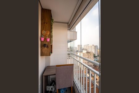 Apartamento à venda com 105m², 3 quartos e 2 vagasSacada do Quarto 3