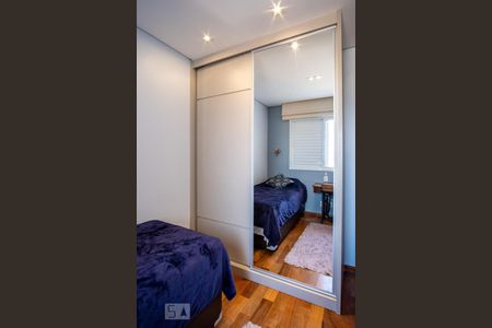 Apartamento à venda com 105m², 3 quartos e 2 vagasQuarto 2