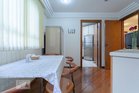 Apartamento para alugar com 198m², 3 quartos e 3 vagasCopa