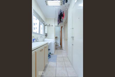Apartamento para alugar com 198m², 3 quartos e 3 vagasÁrea de Serviço