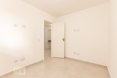Quarto 1 de apartamento para alugar com 2 quartos, 45m² em Jardim Belém, São Paulo