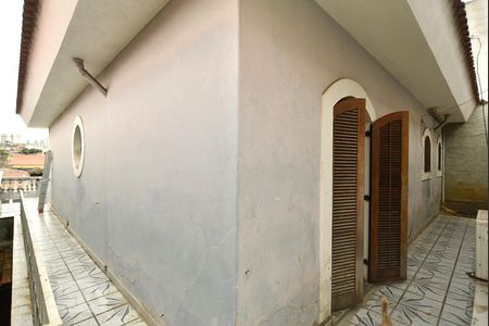 Casa à venda com 200m², 4 quartos e 1 vagaVista dos fundos - piso superior