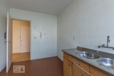 Apartamento à venda com 76m², 2 quartos e 1 vagaCozinha