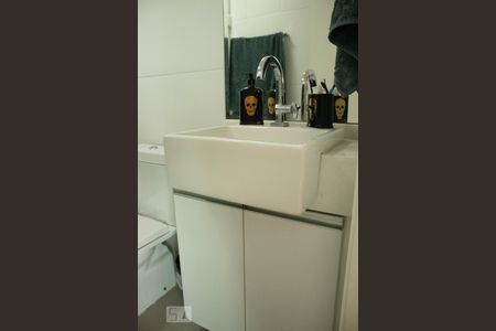 Banheiro de apartamento para alugar com 2 quartos, 46m² em Belenzinho, São Paulo