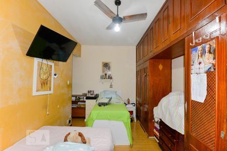 Apartamento à venda com 130m², 4 quartos e 1 vaga Apartamento à venda com 130m², 4 quartos e 1 vagaSuíte