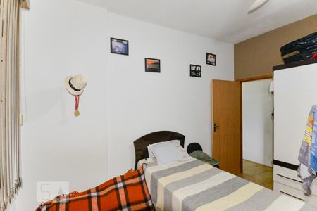 Apartamento à venda com 130m², 4 quartos e 1 vaga Apartamento à venda com 130m², 4 quartos e 1 vagaQuarto 2