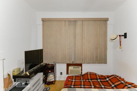 Apartamento à venda com 130m², 4 quartos e 1 vaga Apartamento à venda com 130m², 4 quartos e 1 vagaQuarto 2
