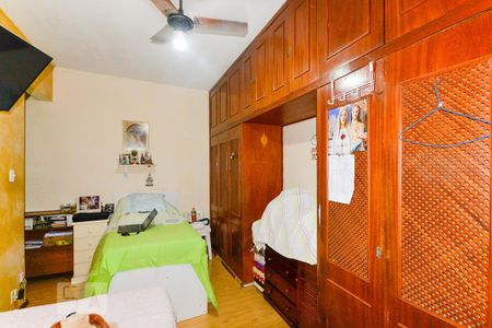 Apartamento à venda com 130m², 4 quartos e 1 vaga Apartamento à venda com 130m², 4 quartos e 1 vagaSuíte