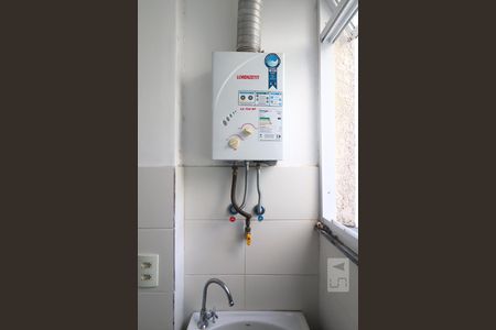 Apartamento para alugar com 70m², 3 quartos e 1 vagaÁrea de Serviço - Aquecedor