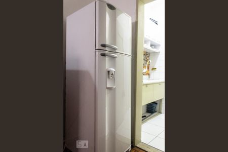 Apartamento para alugar com 55m², 2 quartos e sem vaga Apartamento para alugar com 55m², 2 quartos e sem vagaGeladeira