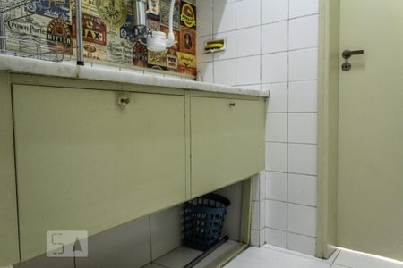 Apartamento para alugar com 55m², 2 quartos e sem vaga Apartamento para alugar com 55m², 2 quartos e sem vagaArmários
