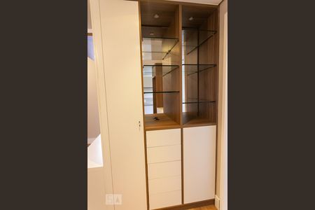 Detalhe de apartamento para alugar com 2 quartos, 52m² em Santo Antônio, Porto Alegre
