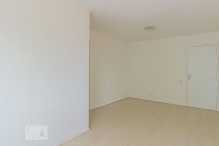 Sala de apartamento para alugar com 2 quartos, 60m² em Cidade Monções, São Paulo