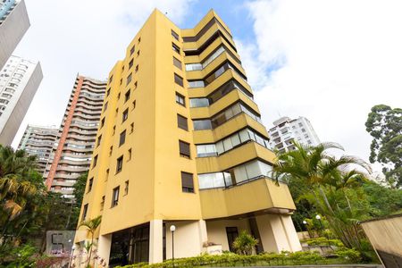 Apartamento à venda com 360m², 4 quartos e 5 vagas Apartamento à venda com 360m², 4 quartos e 5 vagasFachada