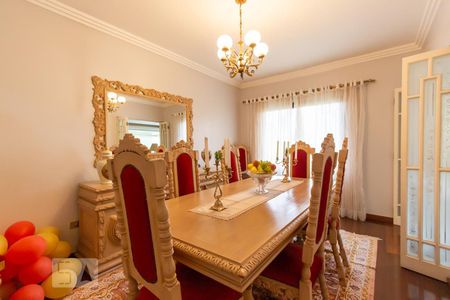 Apartamento à venda com 360m², 4 quartos e 5 vagas Apartamento à venda com 360m², 4 quartos e 5 vagasSala de jantar