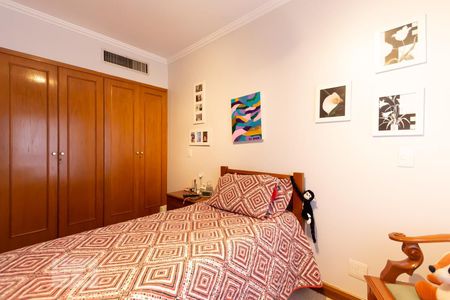 Apartamento à venda com 360m², 4 quartos e 5 vagas Apartamento à venda com 360m², 4 quartos e 5 vagasSuíte 3