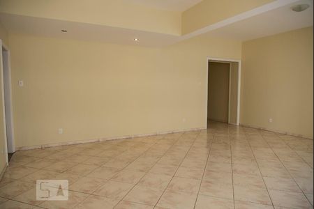 Apartamento para alugar com 169m², 3 quartos e 1 vagaSala