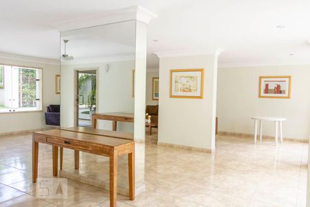 Apartamento à venda com 169m², 4 quartos e 1 vagaSalão