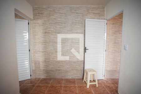 Quarto 1 de casa para alugar com 2 quartos, 50m² em Vila Fachini, São Paulo