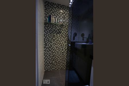 Apartamento à venda com 80m², 3 quartos e 1 vagaBanheiro Social