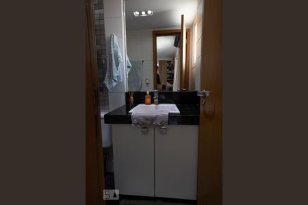 Apartamento à venda com 80m², 3 quartos e 1 vagaSuite Banheiro