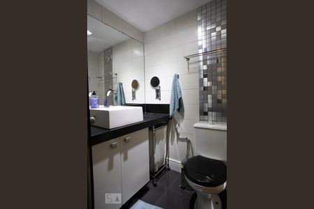 Apartamento à venda com 80m², 3 quartos e 1 vagaBanheiro Social