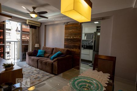 Sala de apartamento à venda com 3 quartos, 80m² em São Cristóvão, Rio de Janeiro